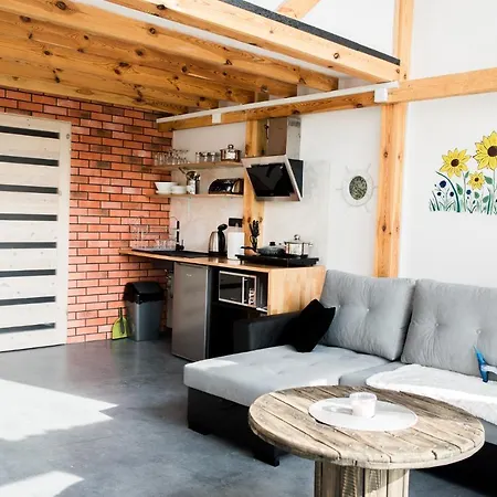 Totutaj Wejsuny - Klimatyczne Domki Z Basenem Pisz