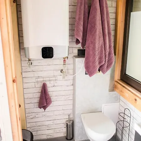 Totutaj Wejsuny - Klimatyczne Domki Z Basenem Apartman *